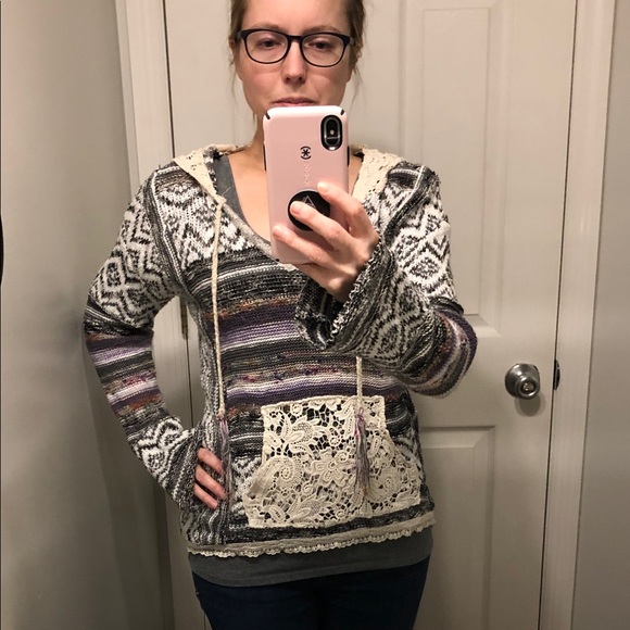 American Rag Sweater - Picture 4 of 6